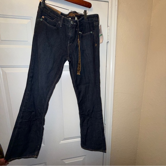 Elegant Black Boot Cut Jeans - Picture 1 of 9
